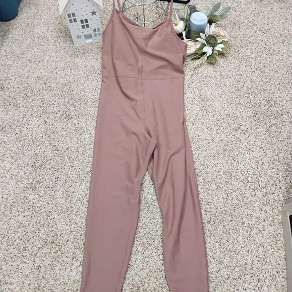 Old Navy Pants - 3397 Size XL Old Navy Active Go-Dry One Piece, Brown. NWOT